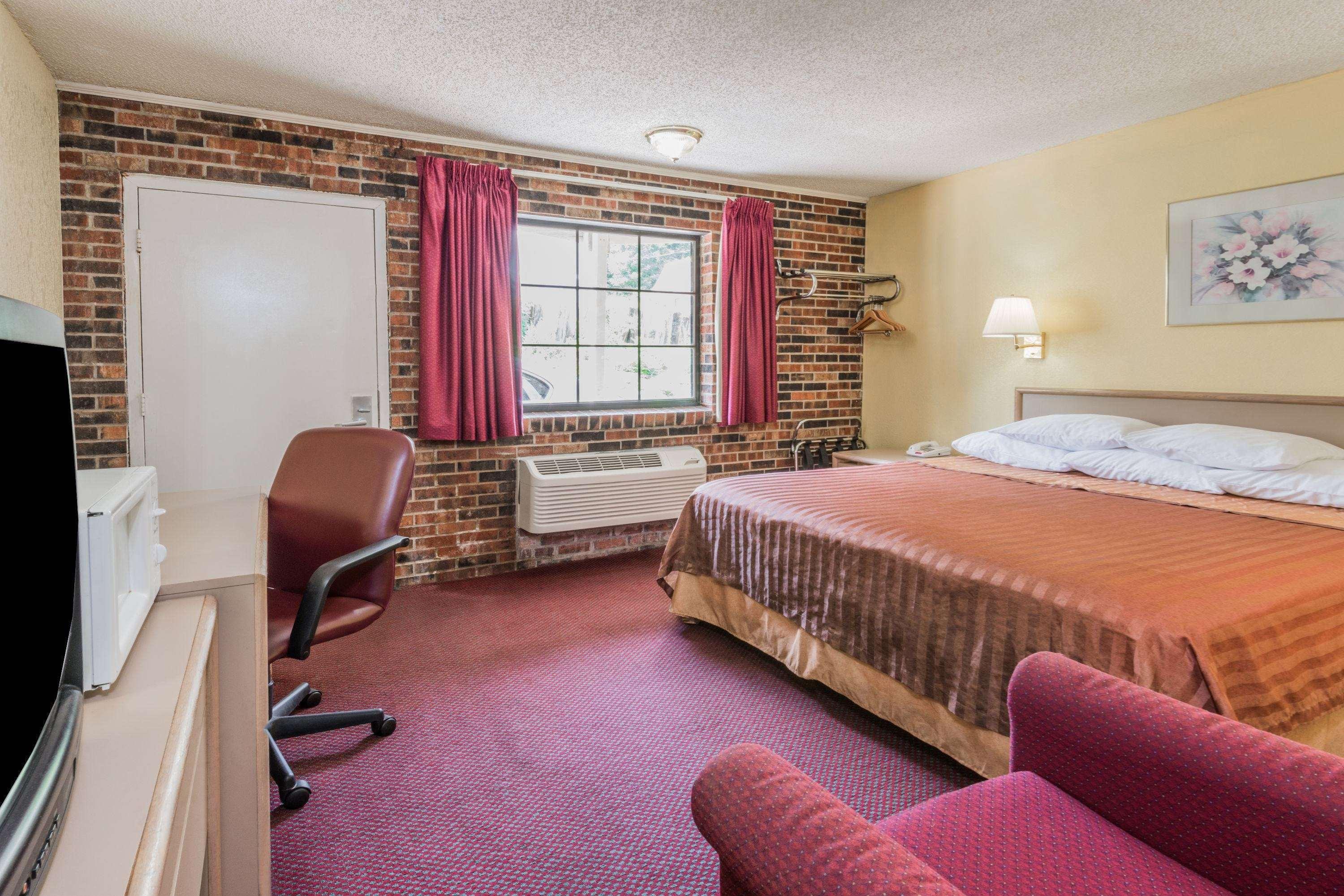 Travelodge By Wyndham Airport Platte City Exterior foto